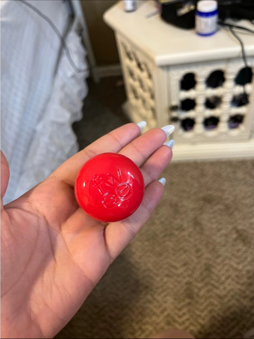 Red Round Lip Balm Pod by EOS - Smooth Hydrating Balm